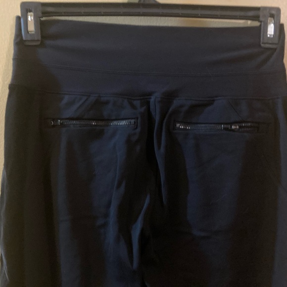 ATHLETA VENICE VELVET STRIPE JOGGER NWOT🔥 - Picture 5 of 11